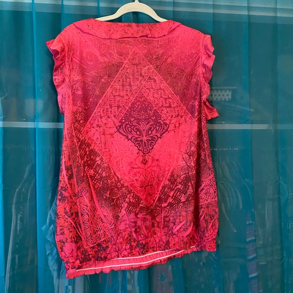 Cute Aztec Top - Picture 2 of 3